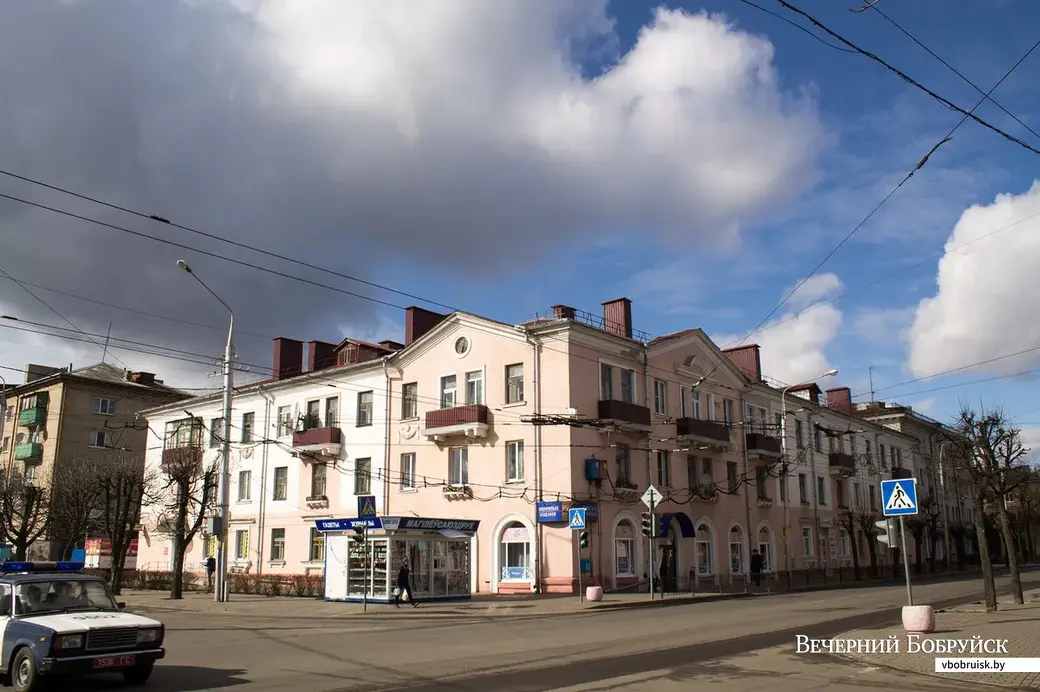 Бобруйск, угол Интернациональной и Советской. Бобруйск, угол Интернациональной и Советской.
