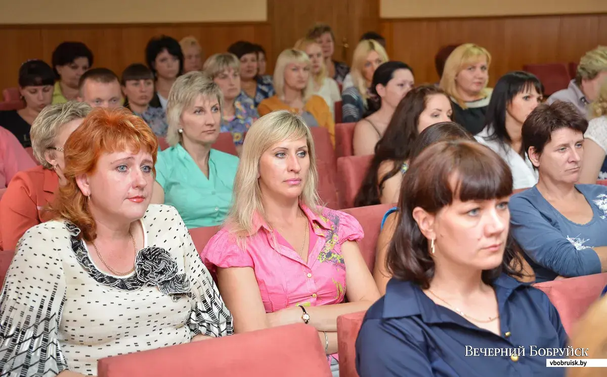 Награждены лучшие сотрудники инспекции Министерства по налогам и сборам  Республики Беларусь по городу Бобруйску | bobruisk.ru