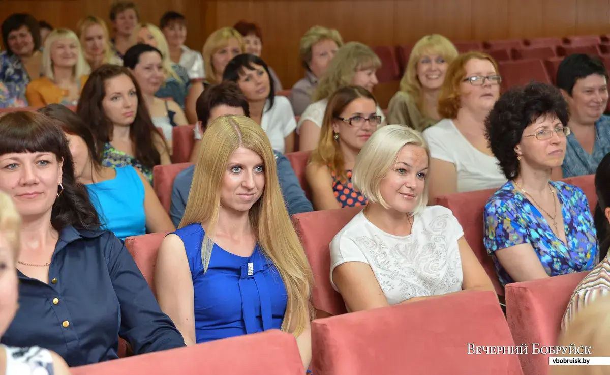 Награждены лучшие сотрудники инспекции Министерства по налогам и сборам  Республики Беларусь по городу Бобруйску | bobruisk.ru