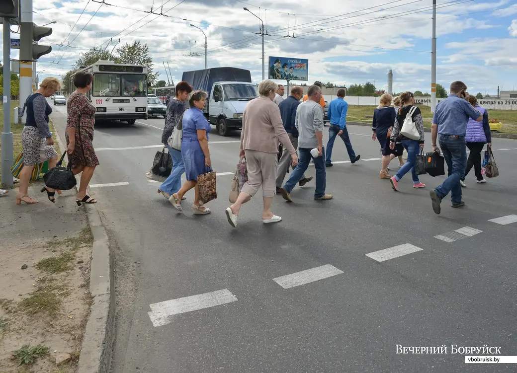 Бобруйск, пешеходный переход на улице Шинной. Фото: Александр ЧУГУЕВ