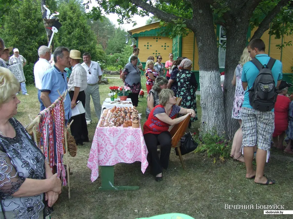 В Петровичах отпраздновали Троицу | bobruisk.ru