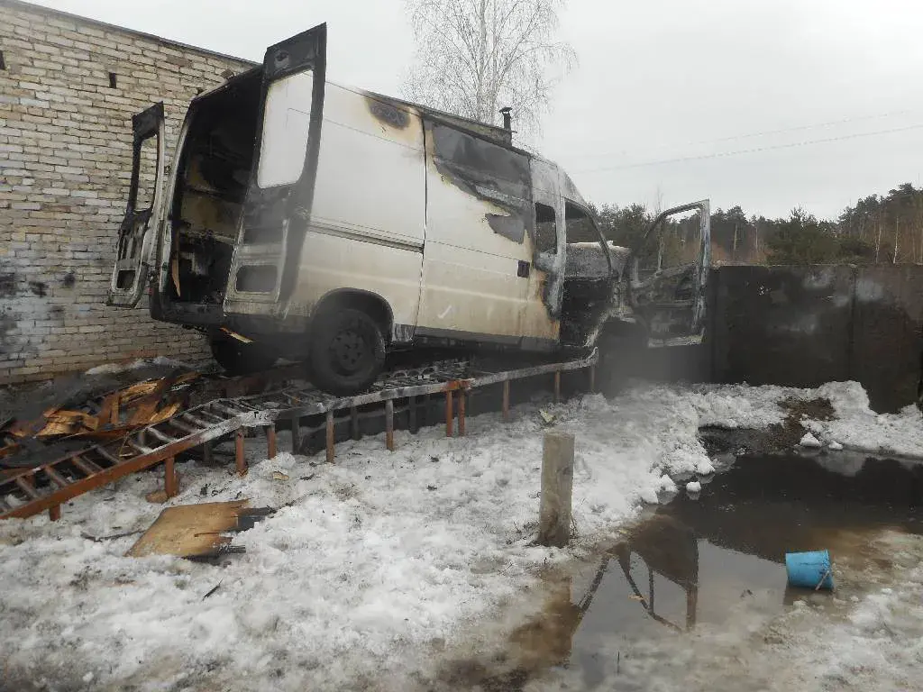 В Бобруйске сгорел 5-й автомобиль за месяц | bobruisk.ru