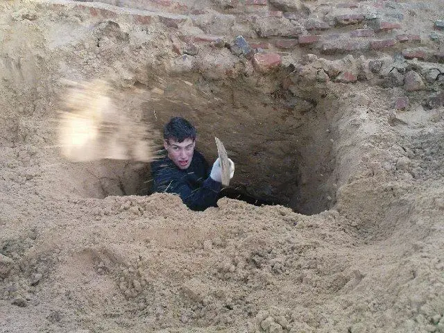 Дмитрий Белобровик на раскопках, Барколабовский монастырь