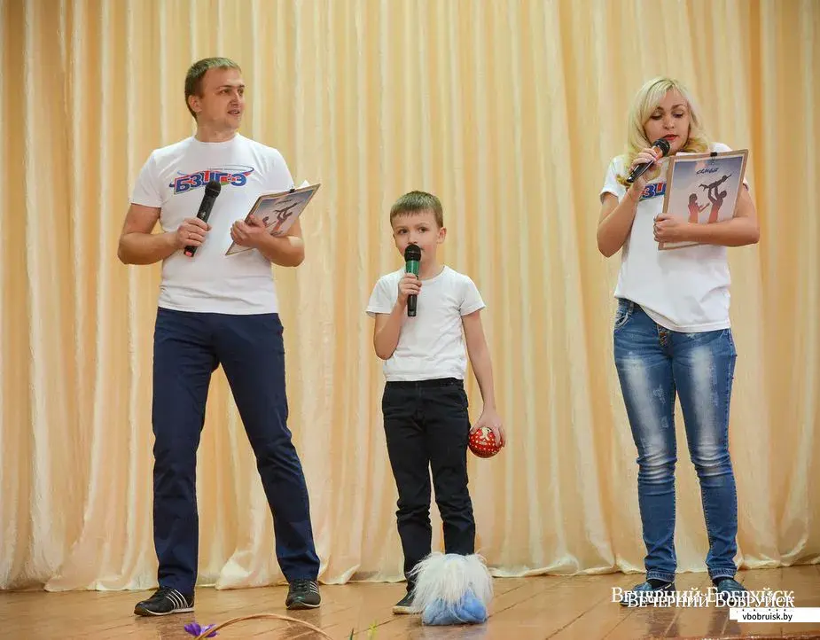 Победители конкурса в 2017 году: папа - Сергей, сын - Никита, мама -Вера Мачковские.