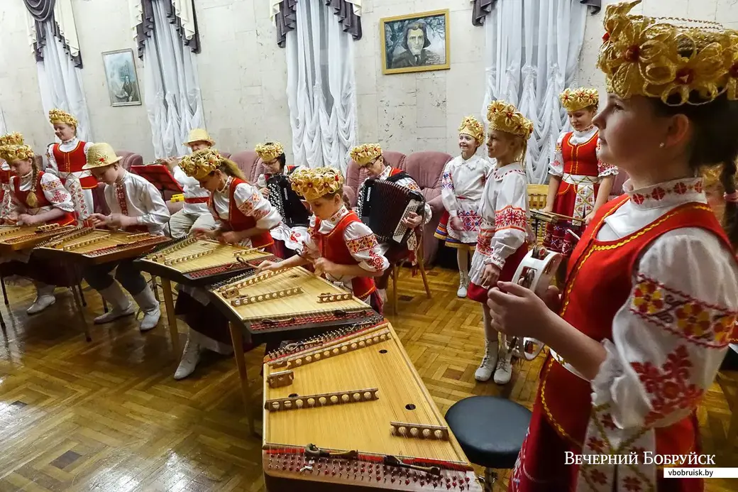 29.11.2018. Образцовый ансамбль цимбалистов «Спадчына» Центра культуры и досуга Ленинского района