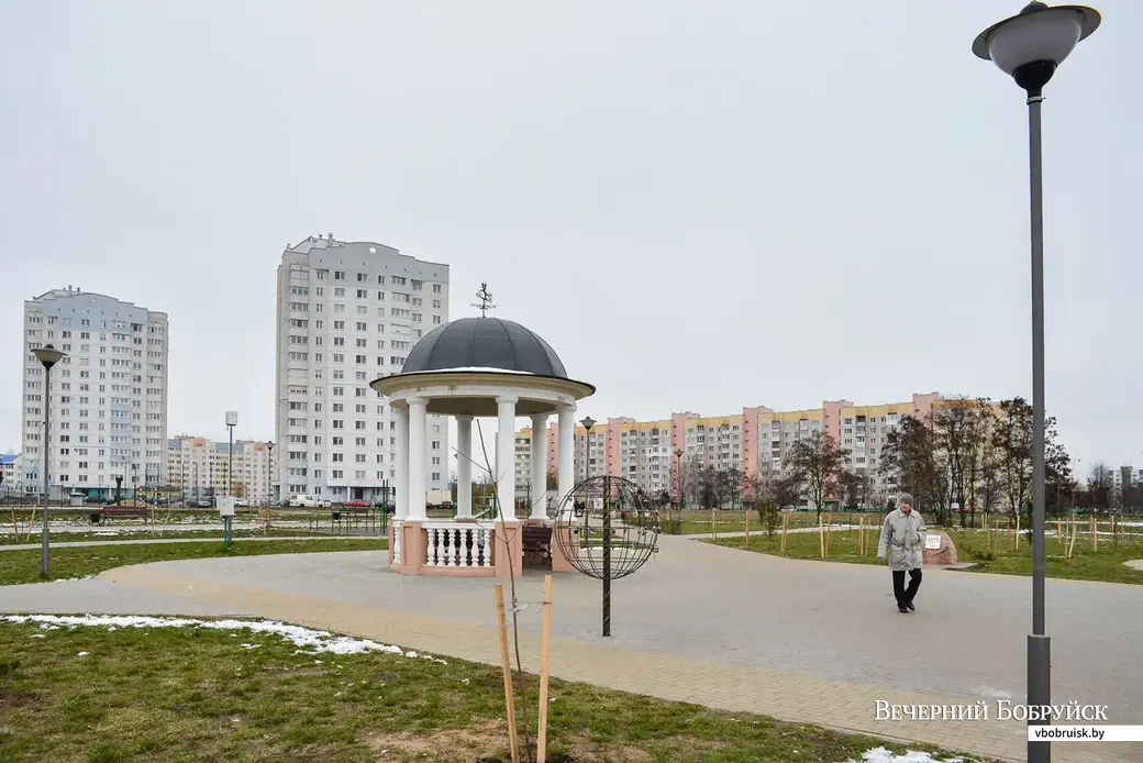 22.11.2018. Район пересечения улиц Ульяновской и 50-летия ВЛКСМ. Молодежный парк