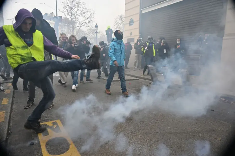 Протесты в Париже. Фото Getty Images