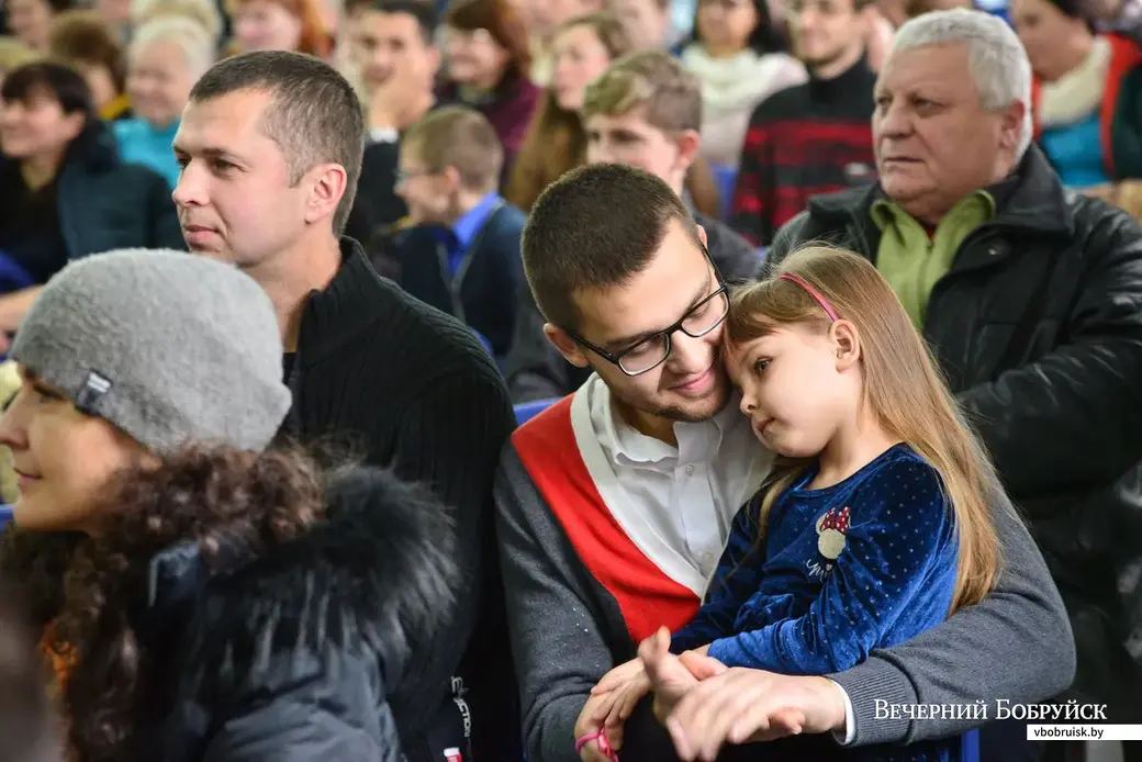 25.12.2018. Рождественское богослужение в церкви христиан веры евангельской