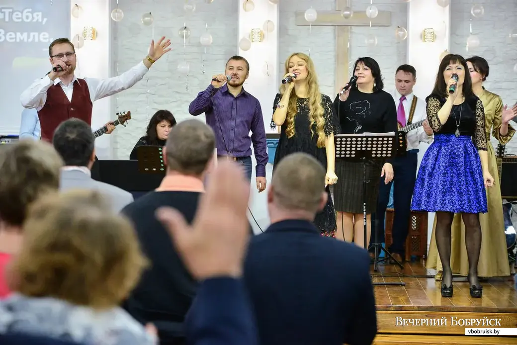 25.12.2018. Рождественское богослужение в церкви христиан веры евангельской