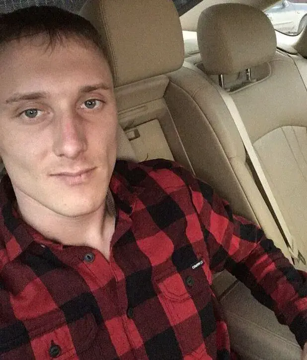 Максим Рыдзевский, водитель такси 7970, в этом году впервые будет работать в новогоднюю ночь.