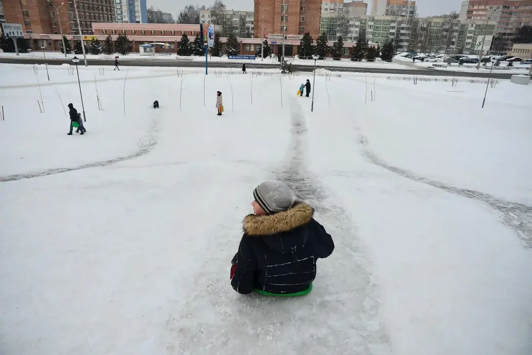 10.01.2019. Снежная горка у Дворца искусств