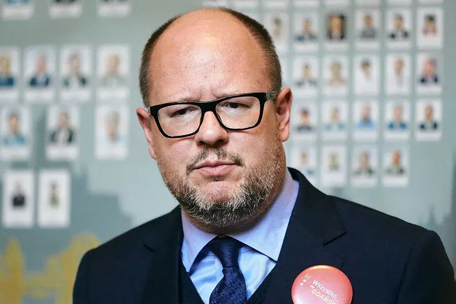 Gdansk's Mayor Pawel Adamowicz attends a meeting in Gdansk, Poland October 23, 2018. Picture taken October 23, 2018. Agencja Gazeta/Jan Rusek via REUTERS