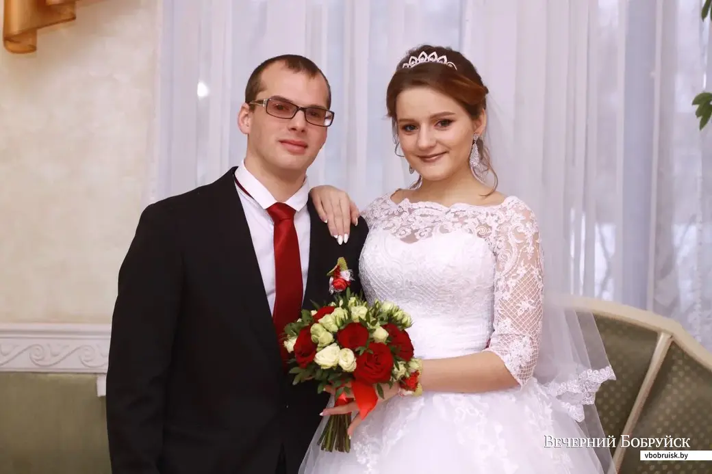 Полина Карташова и Георгий Лагун зарегистрировали свой брак 25 января