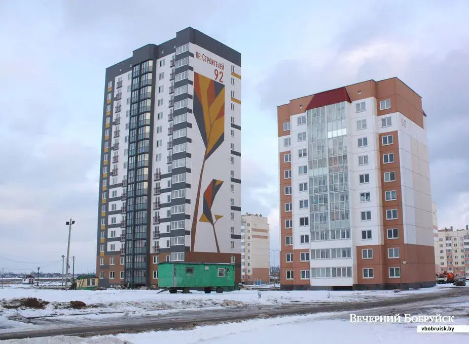 Дом №92 на проспекте Строителей. Фото Дениса СУДНИКА.