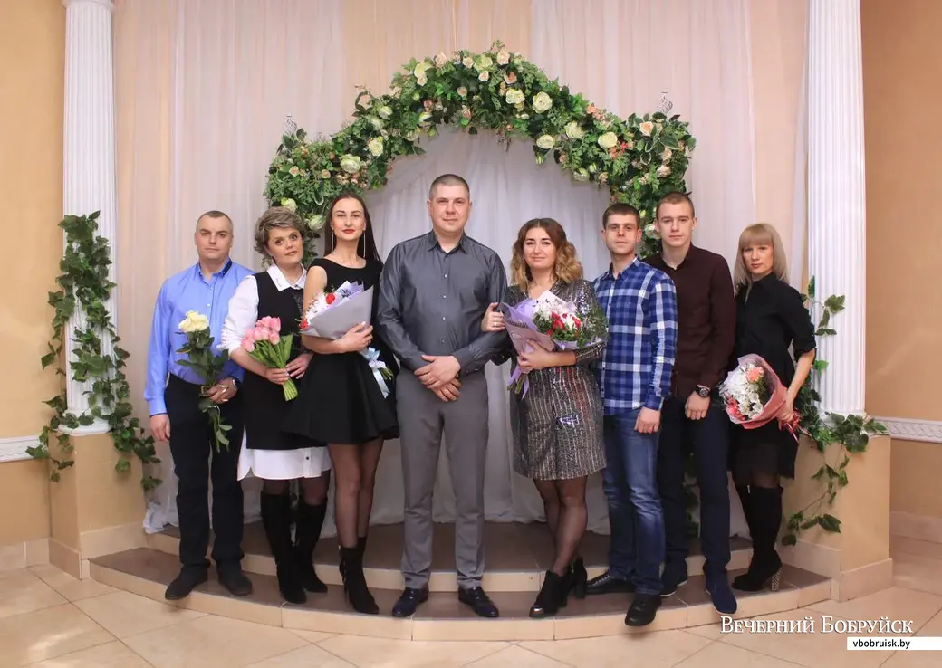 Праздновать свадьбу Виктория и Вячеслав будут в семейном кругу.