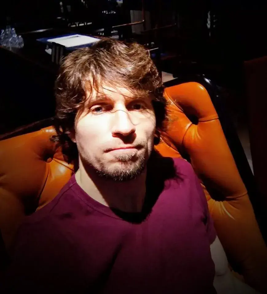 Алексей Лазарчик, дизайнер интерьеров.