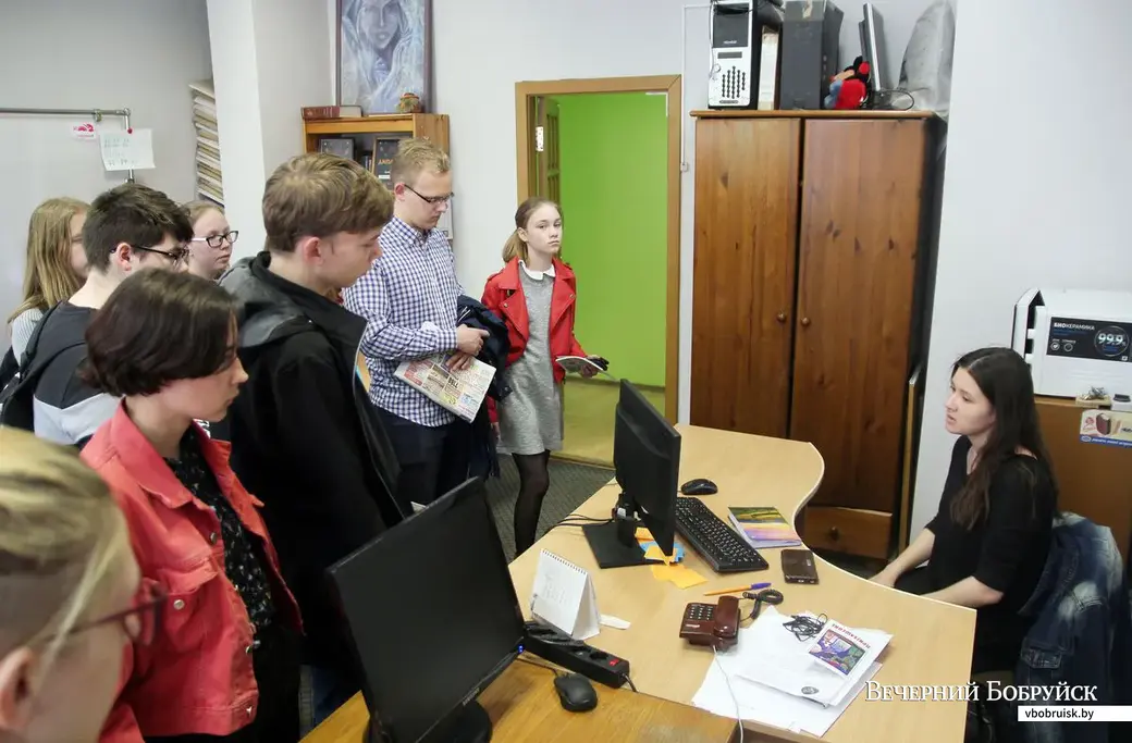 30.04.2019. Визит студентов школы медиаграмотности MediaIQ в редакцию «Вечернего Бобруйска»