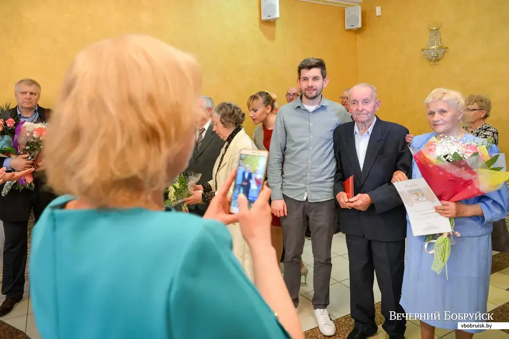 10.05.2019. Чествование бриллиантовых, изумрудных и золотых юбиляров в отделе загс Бобруйского горисполкома