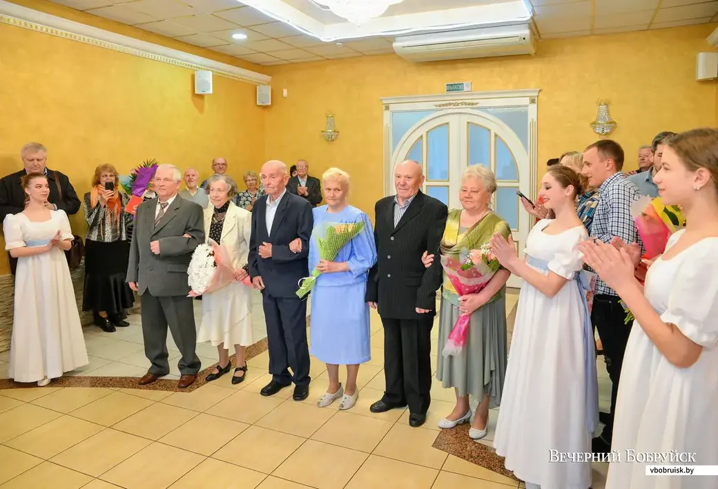 10.05.2019. Чествование бриллиантовых, изумрудных и золотых юбиляров в отделе загс Бобруйского горисполкома