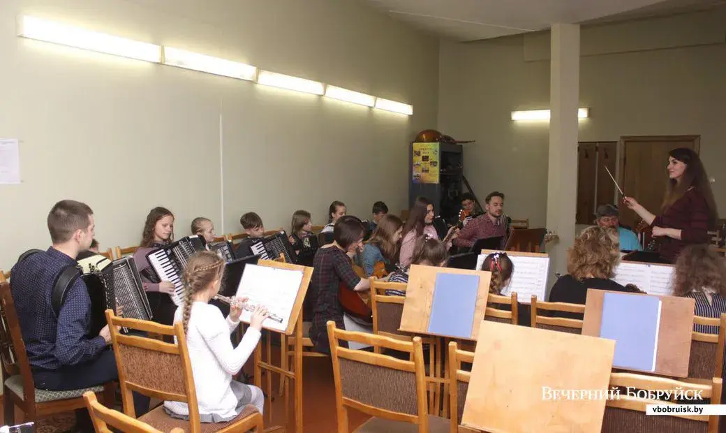 Репетиция оркестра русских народных инструментов под руководством Дарьи Яковлевой.