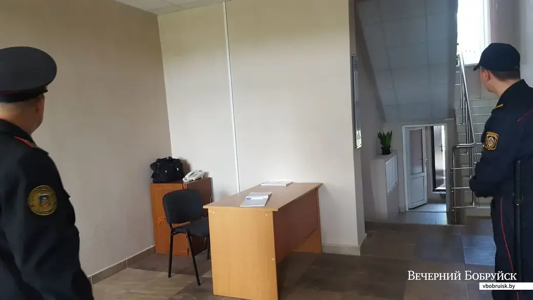В суде Кировска.