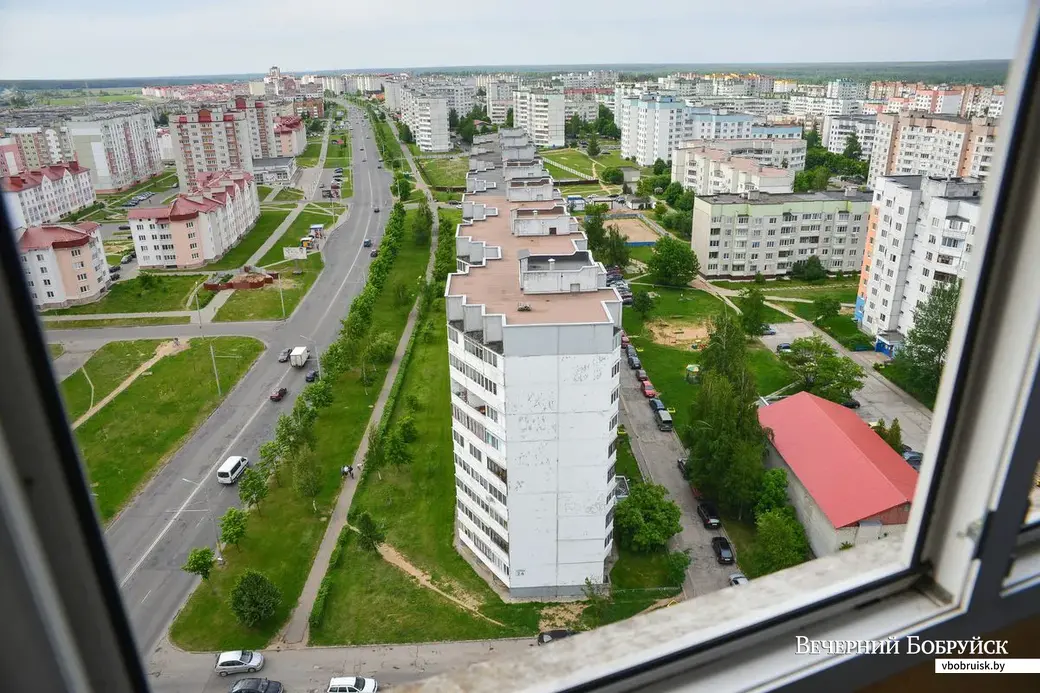 21.05.2019. Из окна 18-этажного дома в Бобруйске выпал молодой мужчина