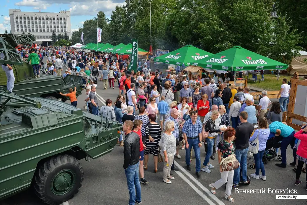 29.06.2019. Фестиваль «Запрашаем смачна есцi!» c дегустацией белорусских блюд от руководителей предприятий города