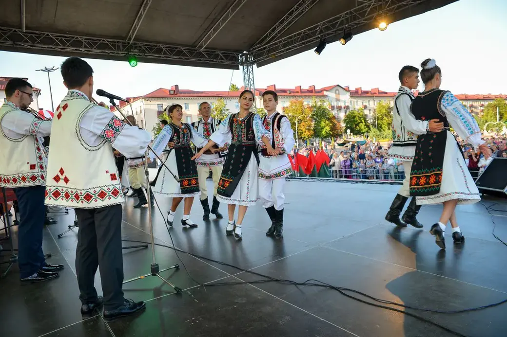 29.06.2019. Праздничный концерт участников Международного фестиваля народного творчества «Венок дружбы» в Бобруйске