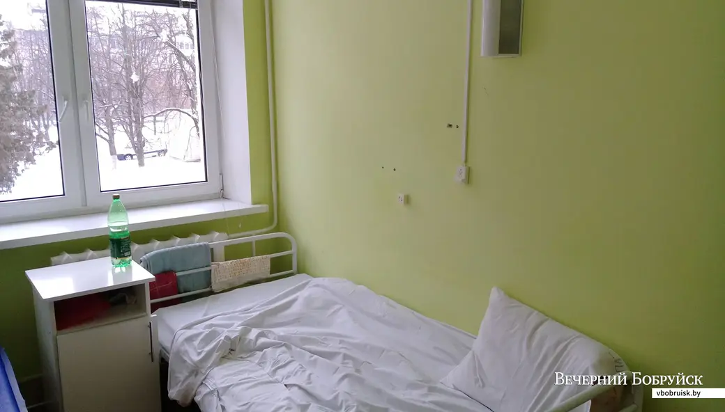 Палата в отделении патологии беременности Бобруйского роддома. Фото автора.