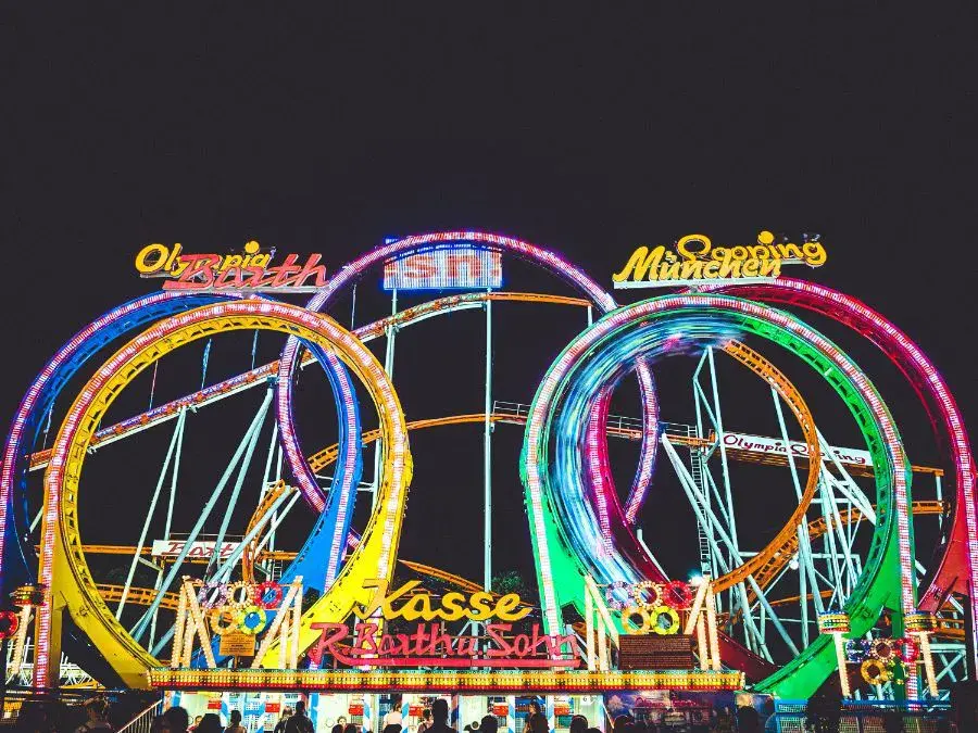 Скоростная с пятикратным экстримом Olympia Looping. Фото Sebastian Lehner