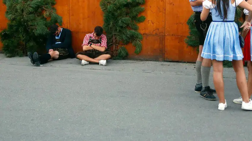 Отдых после пива. Фото AP