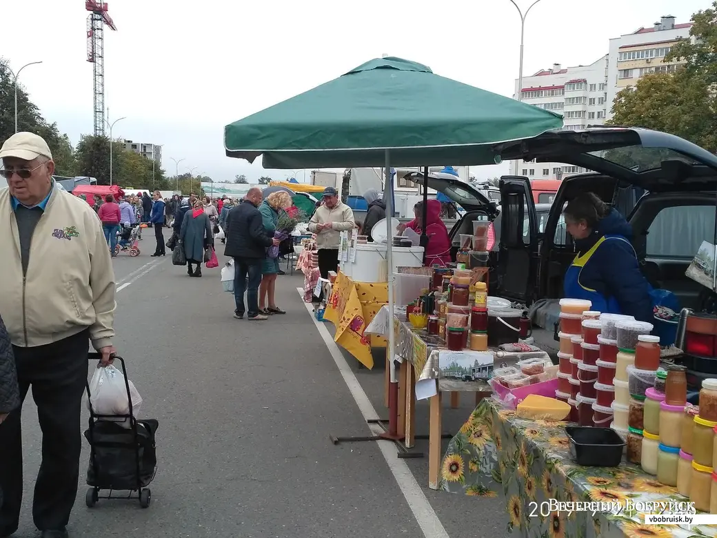 В Бобруйске начались сельскохозяйственные ярмарки.