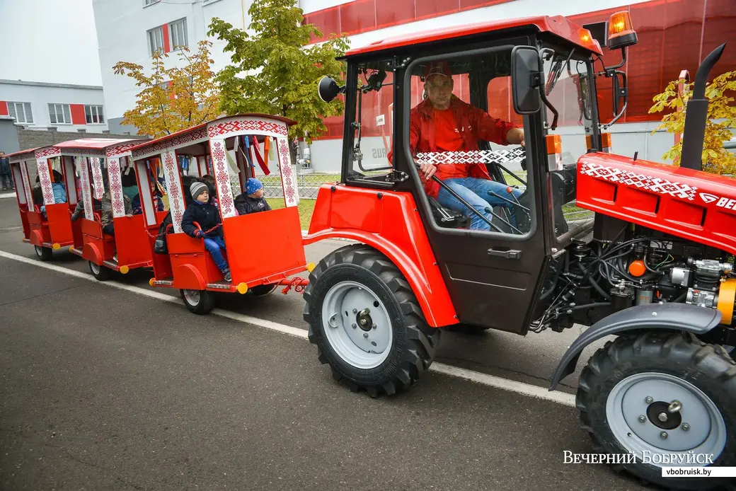 27.09.2019. День машиностроителя на ОАО «Бобруйский завод тракторных деталей и агрегатов»