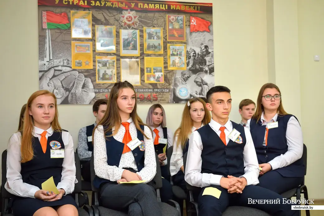 24.10.2019. Единый день информирования «Школа Активного Гражданина» для учащихся IX-XI классов на тему «Я будущий избиратель» в СШ №34 с участием начальника главного