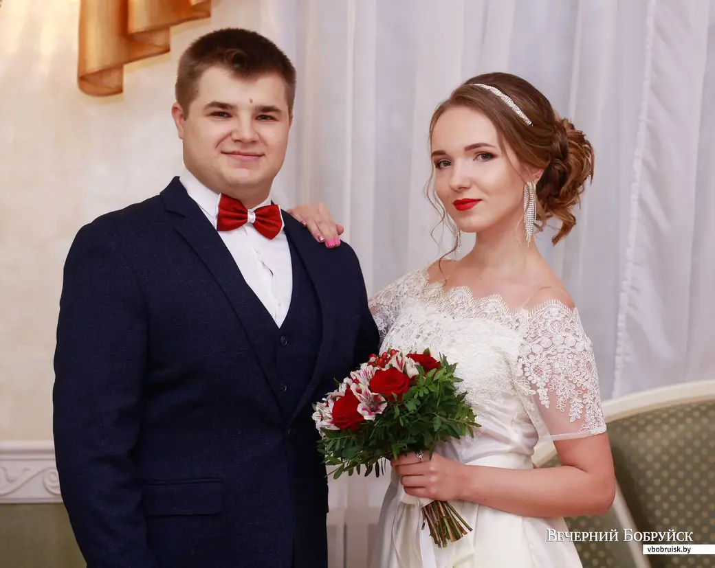 Молодожены: Дмитрий Михайлевич и Елена Волнейко.