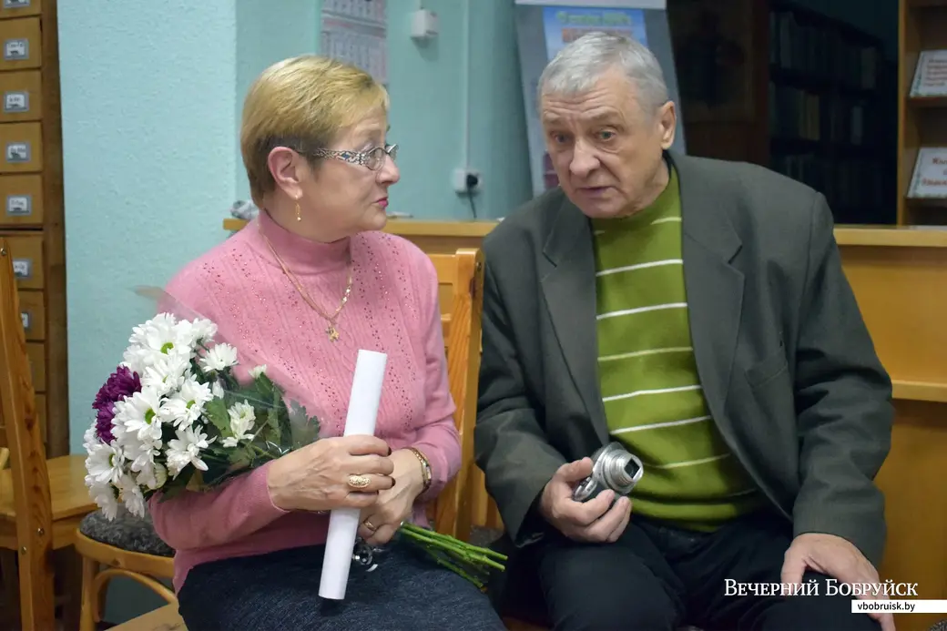 15.11.2019. 50-гадовы юбілей Бабруйскай гарадзкой бібліятэкі №8 імя Ефрасінні Полацкай. Ветэран бібліятэчнай справы Лідзія Ясюнас і чытач Уладзімір Селіванаў.