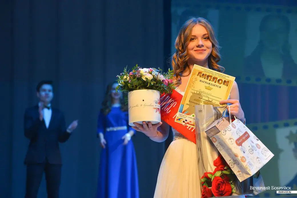 23.03.2019. Шоу-конкурс «Мисс и Мистер школа-2019» в Бобруйске. «Мисс талант» и «Мисс фото» Полина Киреенко (гимназия №2).