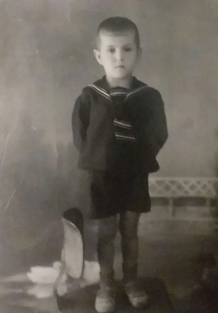 Алик Томашов в 5 лет. ФОТО ИЗ АРХИВА АВТОРА.