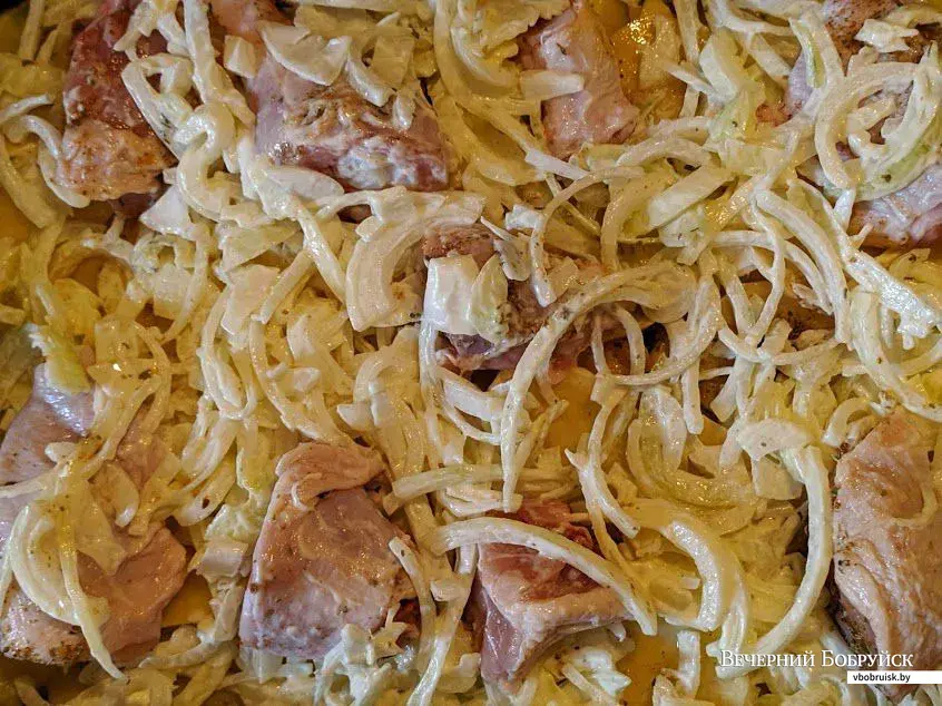 Готовим сами. Картошка, запеченная с курицей.