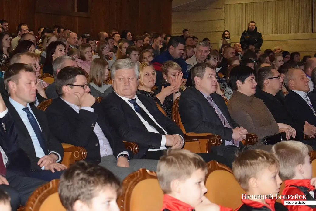 12.12.2019. Торжественное чествование ФК «Белшина», чемпионов Первой лиги. Руководство города и предприятий - спонсоров