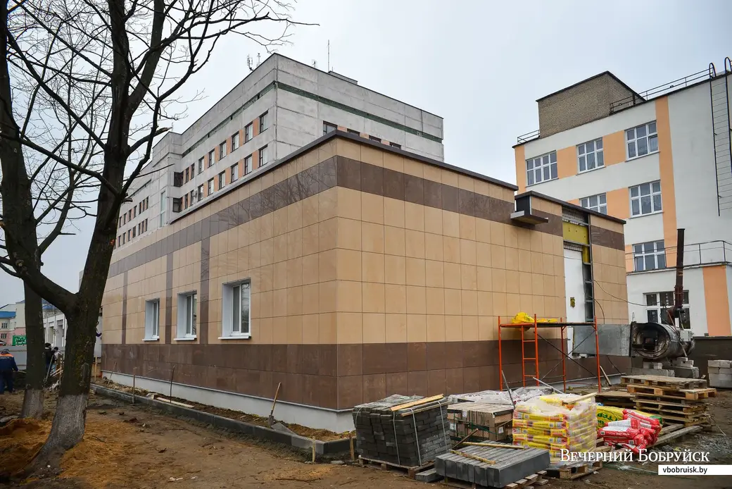 11.12.2019. Строительство пристройки к Бобруйской больнице скорой медицинской помощи им. В.О. Морзона.