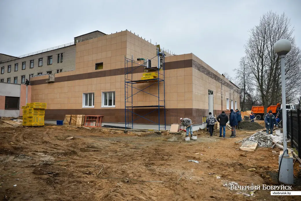 11.12.2019. Строительство пристройки к Бобруйской больнице скорой медицинской помощи им. В.О. Морзона.