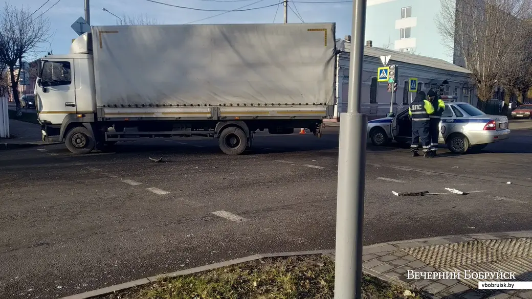 19.12.2019, ДТП в Бобруйске на перекрестке Бахарова-Чонгарской