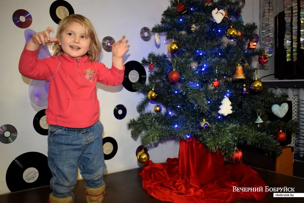 22.12.2019. Новогодняя барахолка в Бобруйске. Маленькая фея