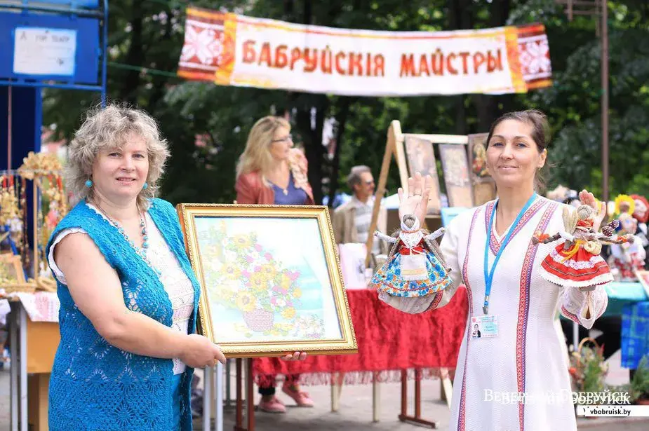 Бобруйские мастера ДПИ на «Венке дружбы».