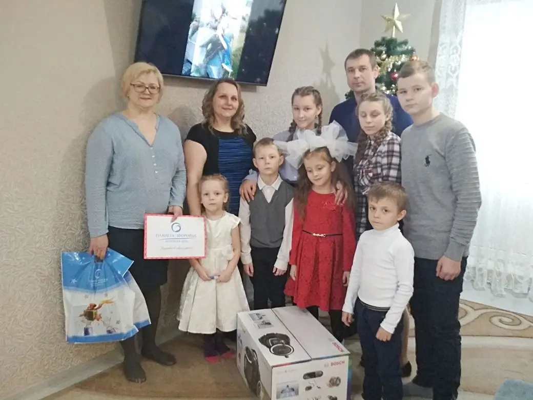 Семья Парфёновых. Фото отдела по образованию администрации Первомайского района г. Бобруйска.