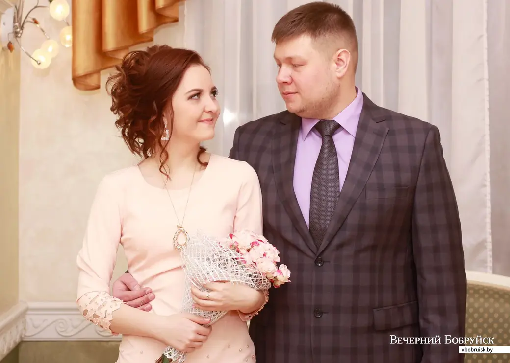 Александра Перегудова и Андрей Бармин зарегистрировали свой брак 10 января.