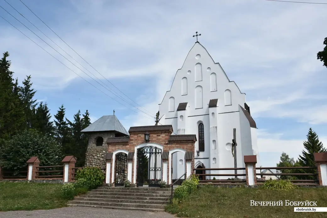 Троицкий костел в Ишкольди