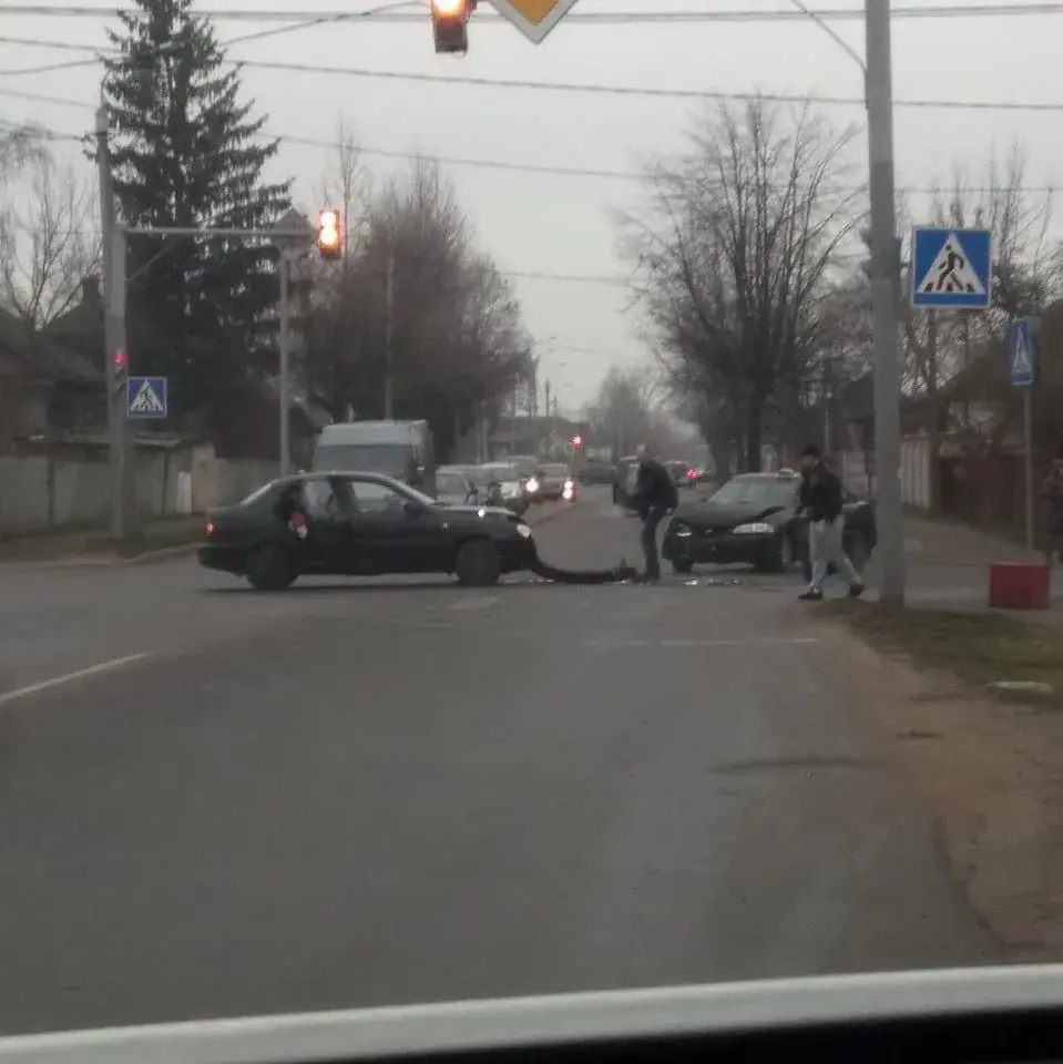 19 января. ДТП на перекрестке улиц К. Маркса и Октябрьской.