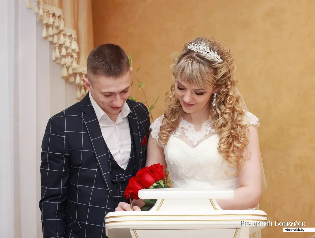 7 февраля узаконили свои отношения Татьяна Федоренко и Сергей Аксютин.